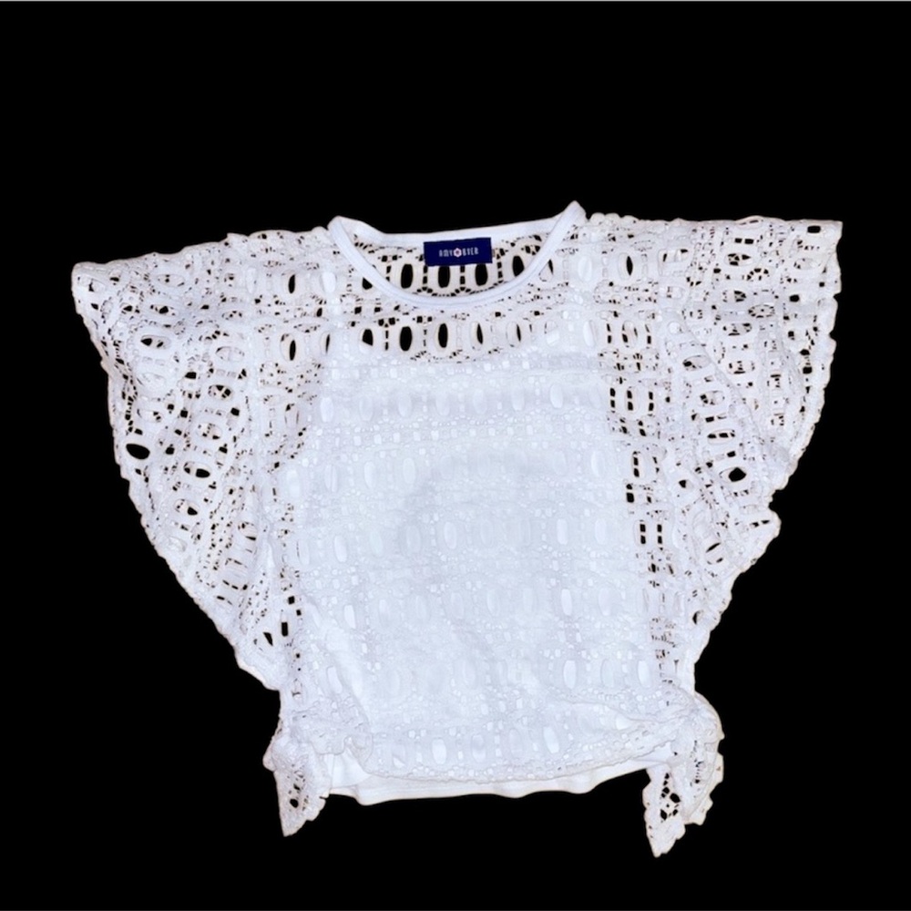 AMY BYER GIRLS BLOUSE WHITE SHORT SLEEVES  EMBROIDERED LINED TIED TO SIDE SIZE 6